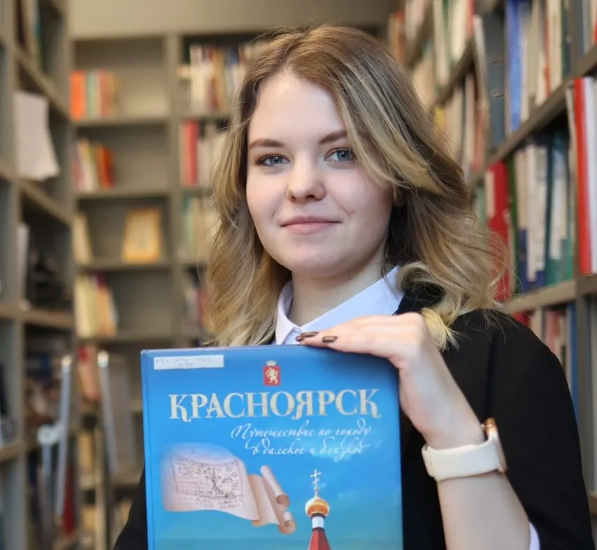 «Электронный формат не для меня, нужно ощущать книгу». Библиотекарь Наталья Пантелеева — о том, как хобби стало любимой работой