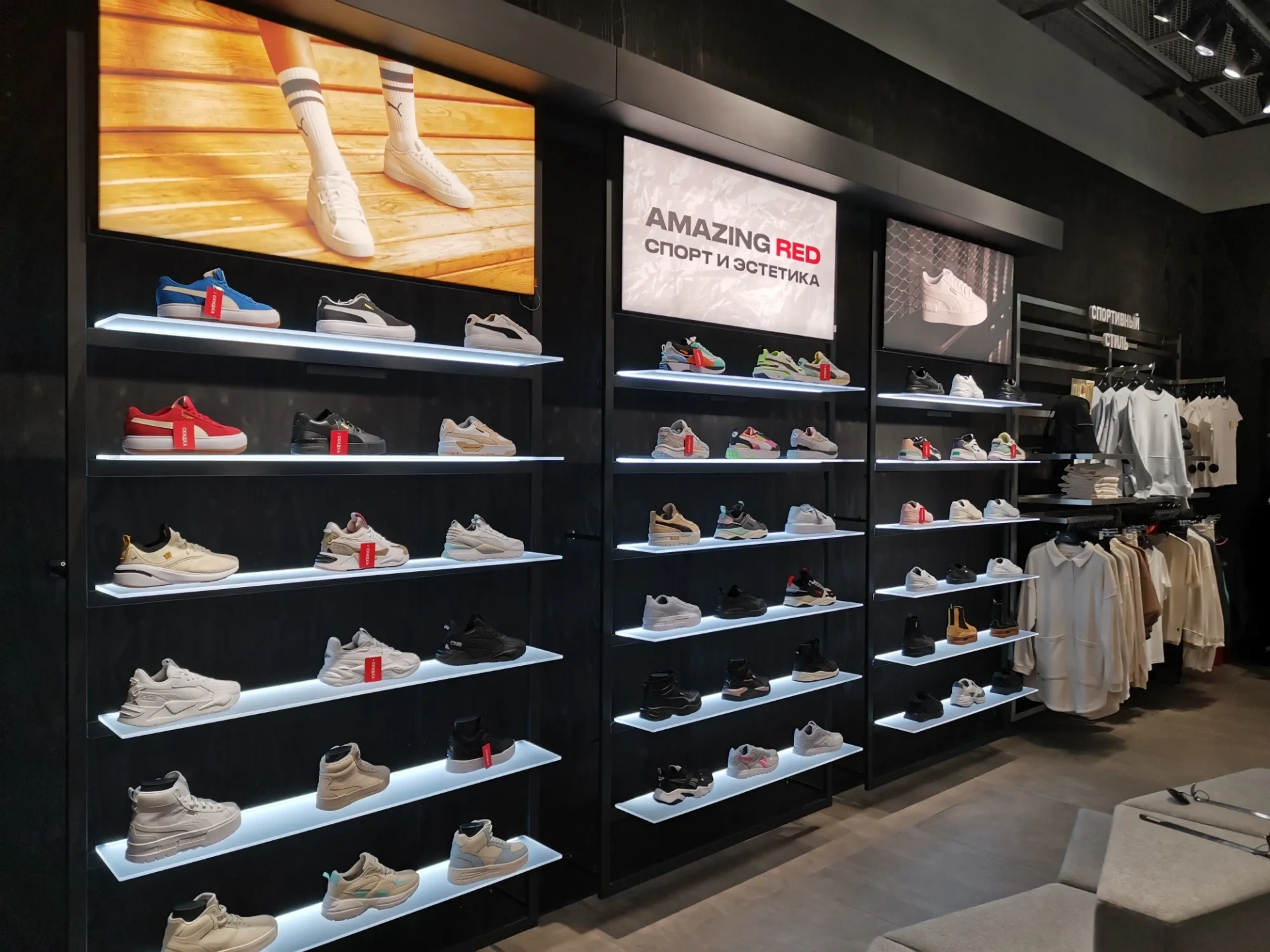 В Красноярске в ТРЦ «Планета» открылся магазин с товарами брендов Puma и Nike