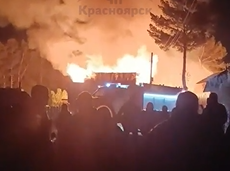 В Емельяновском районе ночью сгорели 5 домов и хозяйственные постройки