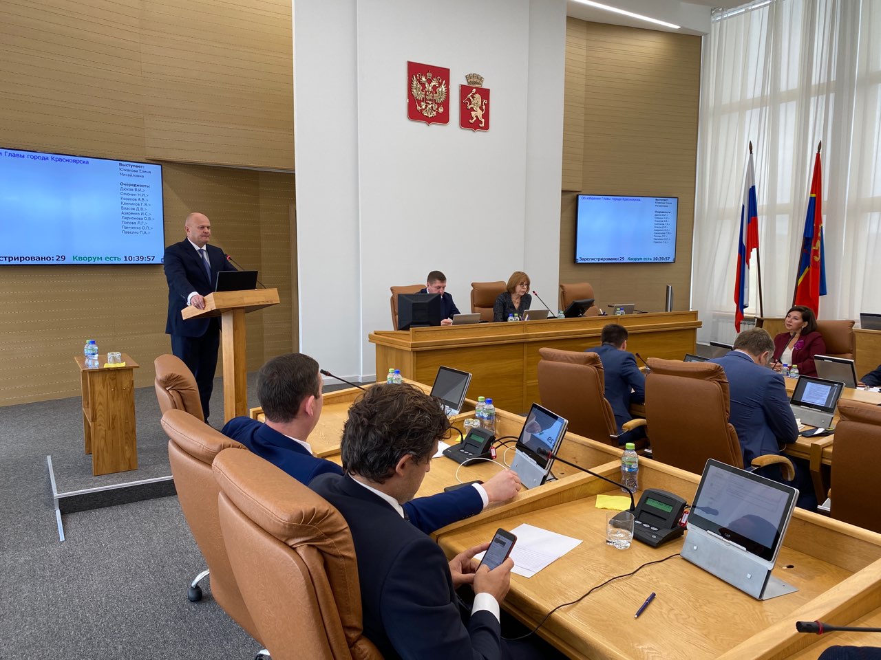 Депутаты Горсовета единогласно избрали Владислава Логинова новым мэром Красноярска