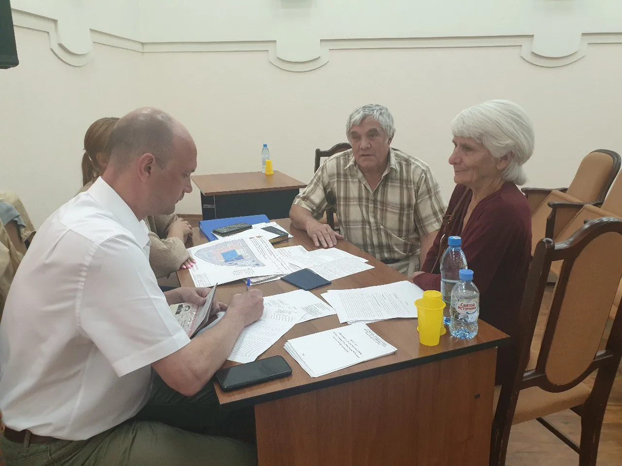 В Красноярске продолжают консультировать жителей Николаевки, чьи дома попадают в зону КРТ