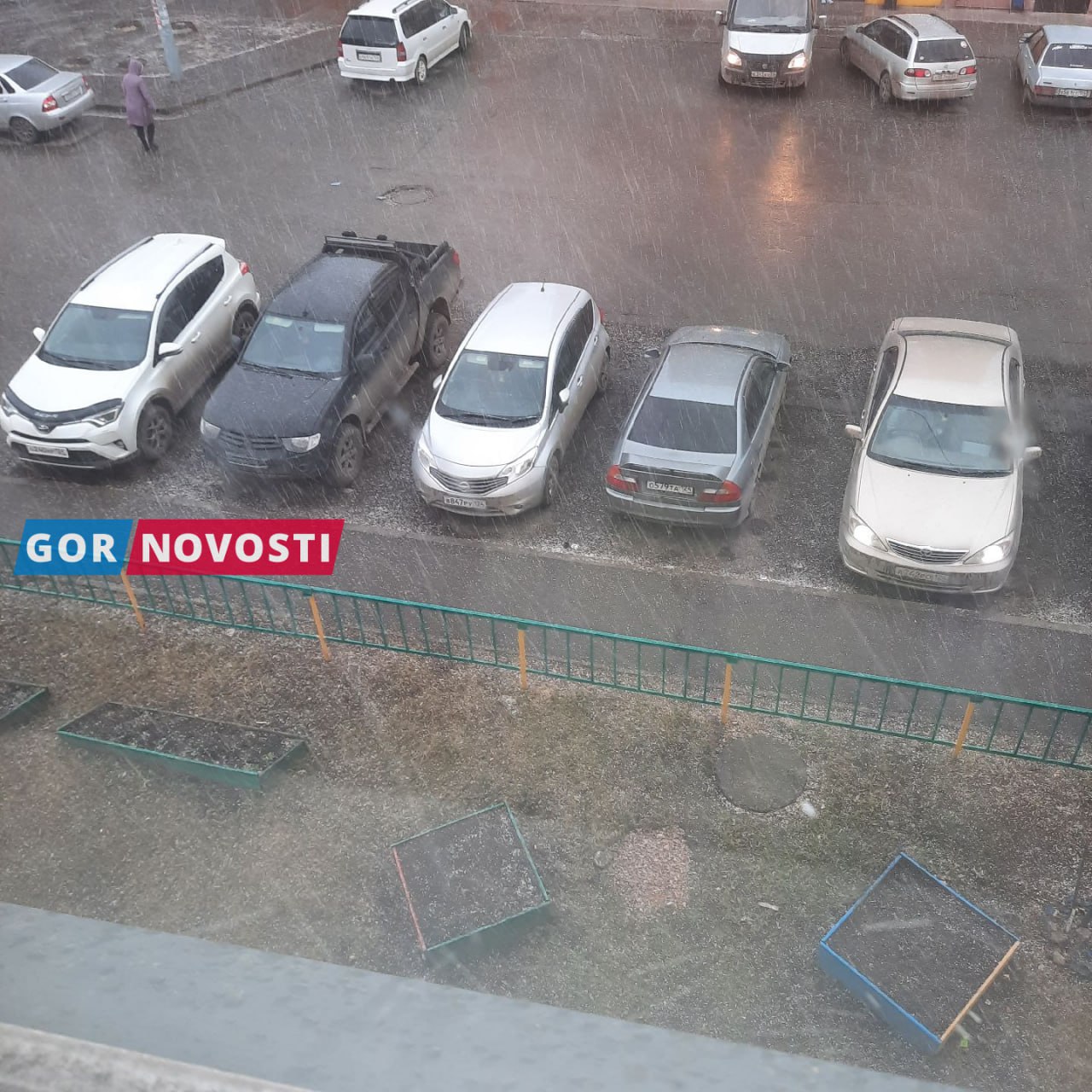 На правобережье Красноярска обрушился град