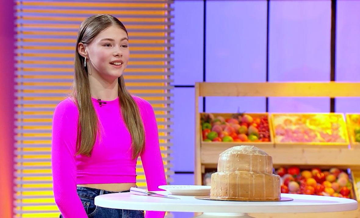 13-летняя Милана Бутузова из Красноярска стала участницей шоу «Кондитер. Дети»