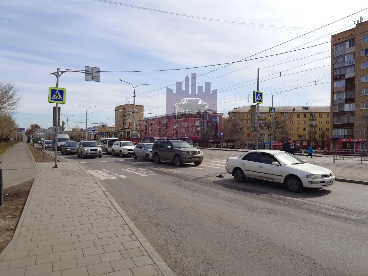 Водители устроили массовую аварию на Красрабе в попытках спасти утку