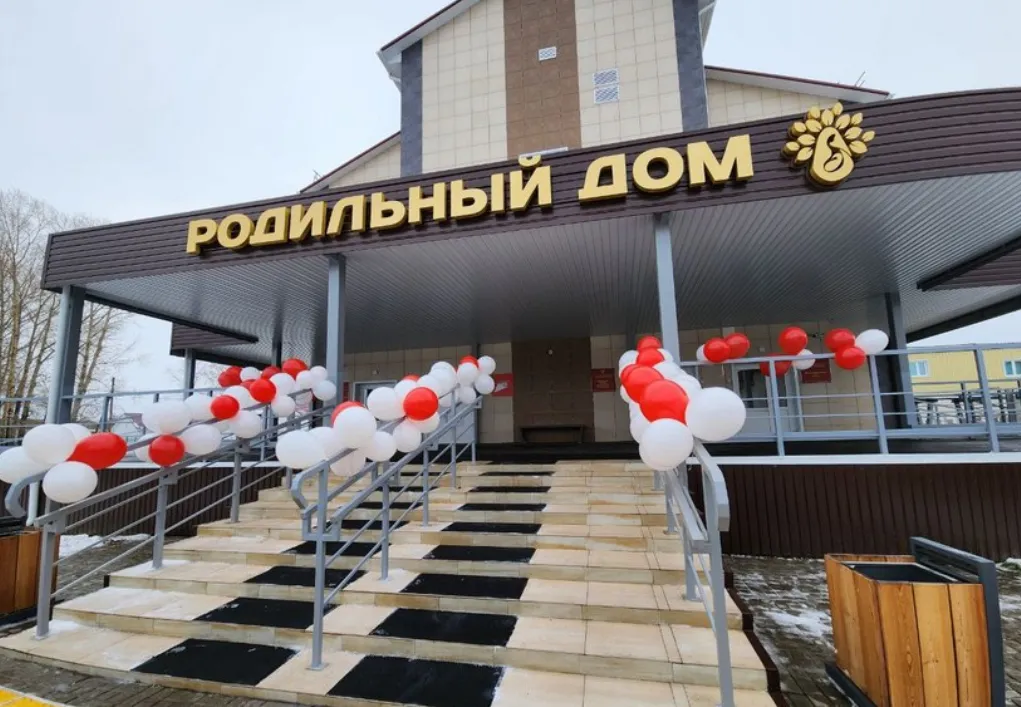 Более 800 отцов Красноярского края решили уйти в отпуск по уходу за малышом