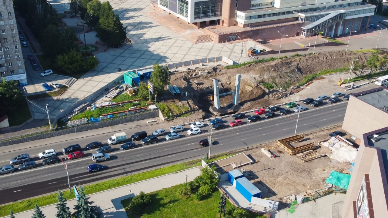 В Красноярске движение по ул. Парижской Коммуны оставят прежним