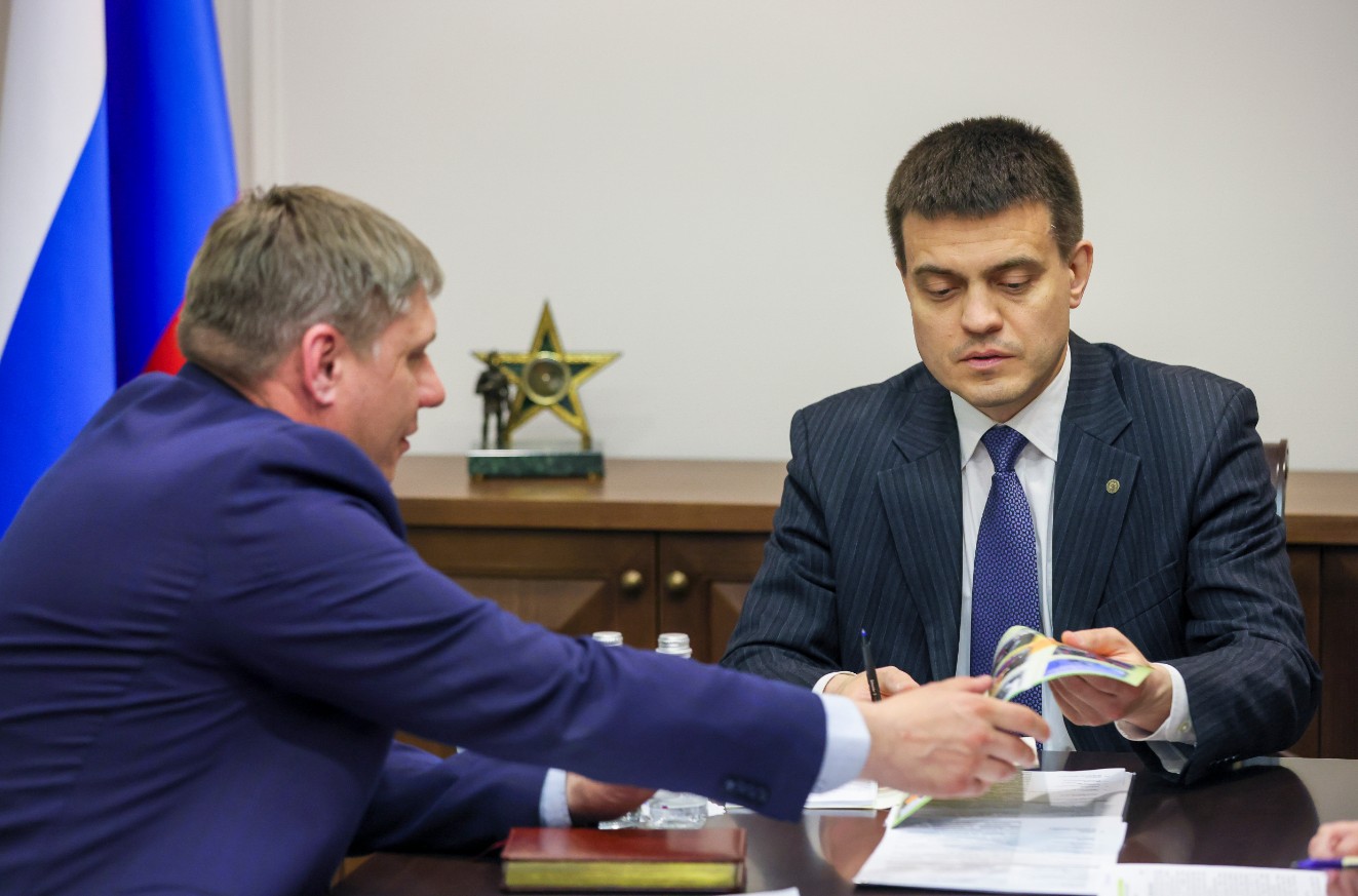 Врио губернатора Михаил Котюков провел личный прием жителей Красноярского края