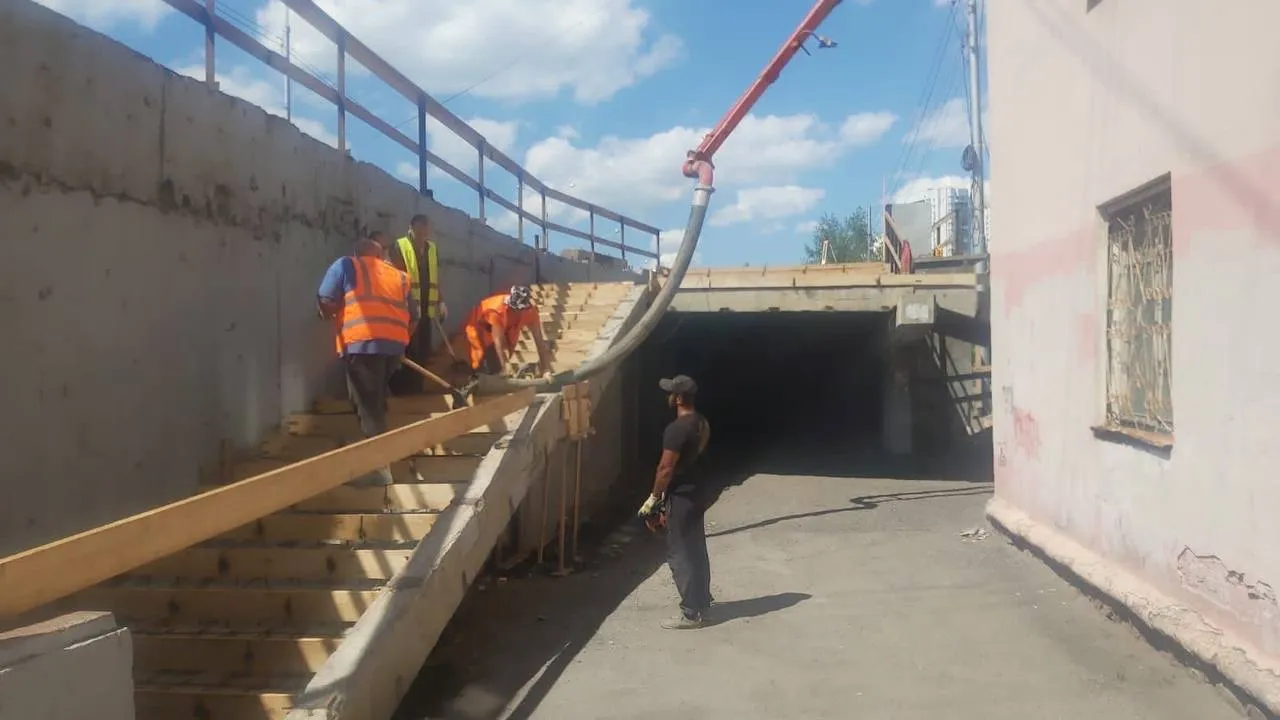 В Красноярске сделают новые ступени на Мичуринском путепроводе