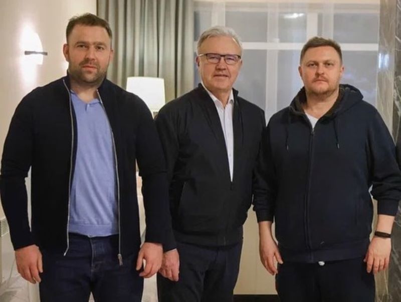 Губернатор Александр Усс обсудил с директором «РусГидро» переезд сотрудников в Красноярск