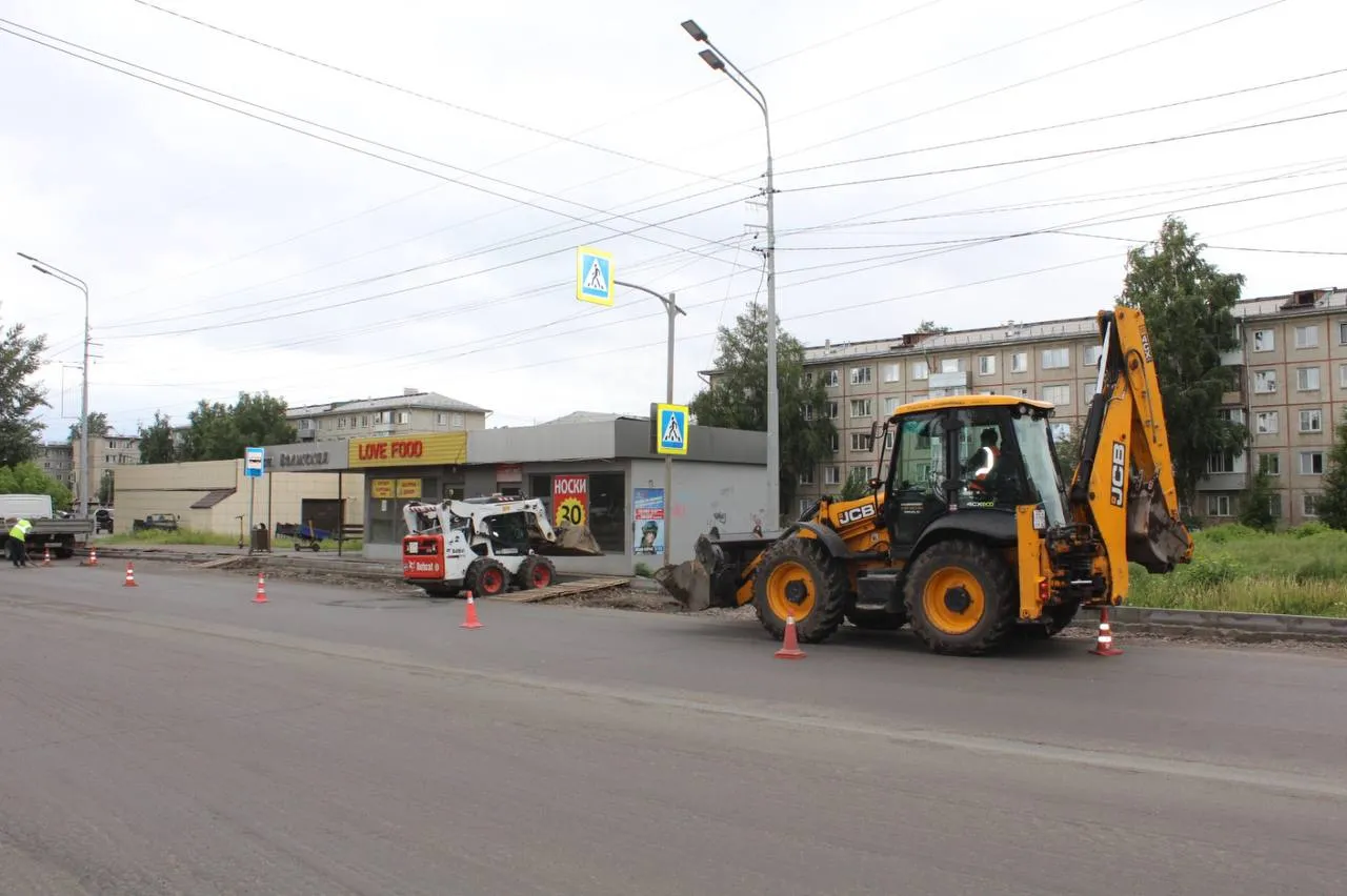 В Красноярске проверили ход дорожного ремонта на улице Говорова