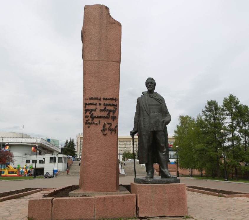 В Красноярске у Театра оперы и балета построят двухуровневую подземную парковку