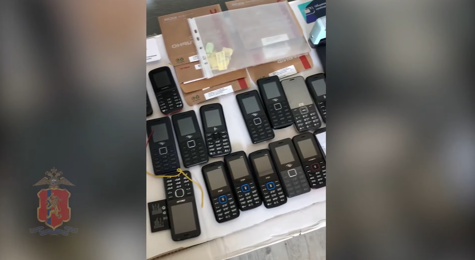 Двое жителей Красноярска заставили мужчину взять кредит и присвоили себе почти 700 тысяч рублей