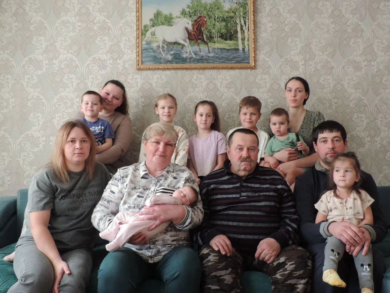 Семейную пару из Нижнеингашского района наградили орденом «Родительская слава»