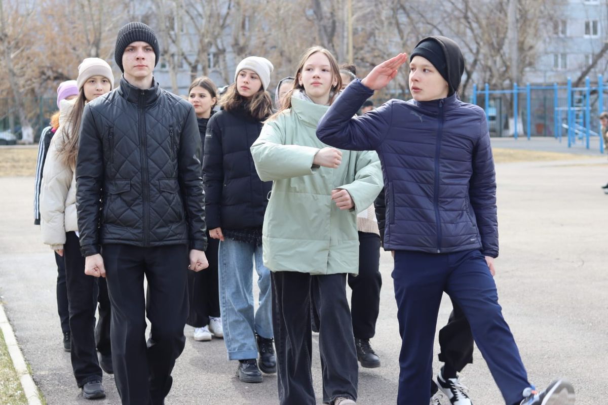 В Красноярске ученики школы № 45 проведут реконструкцию Парада Победы 1945 года