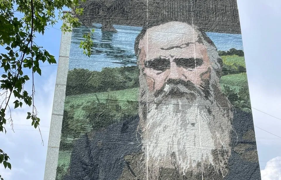 В Красноярске на улице Республики появится мурал с портретом Геннадия Юдина
