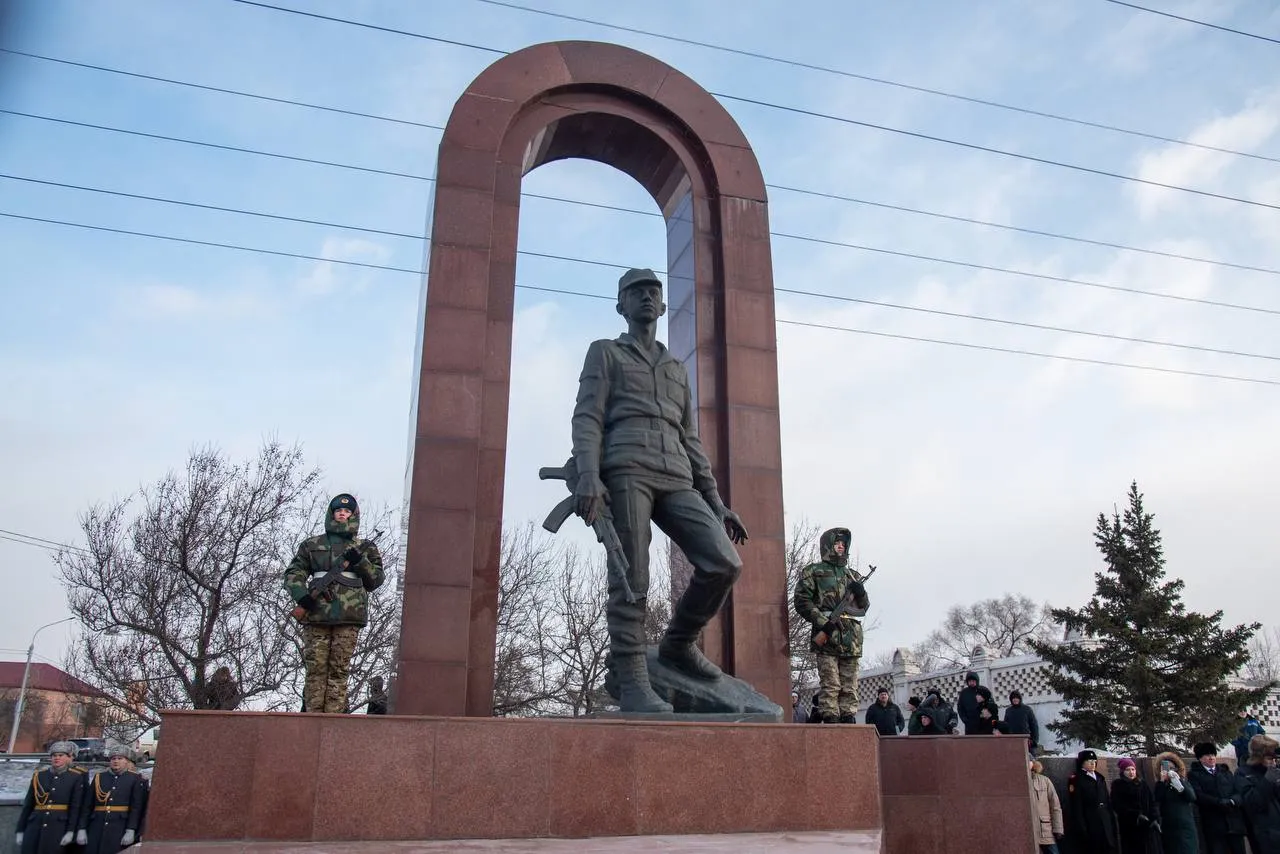 В Красноярске почтили память воинов-интернационалистов
