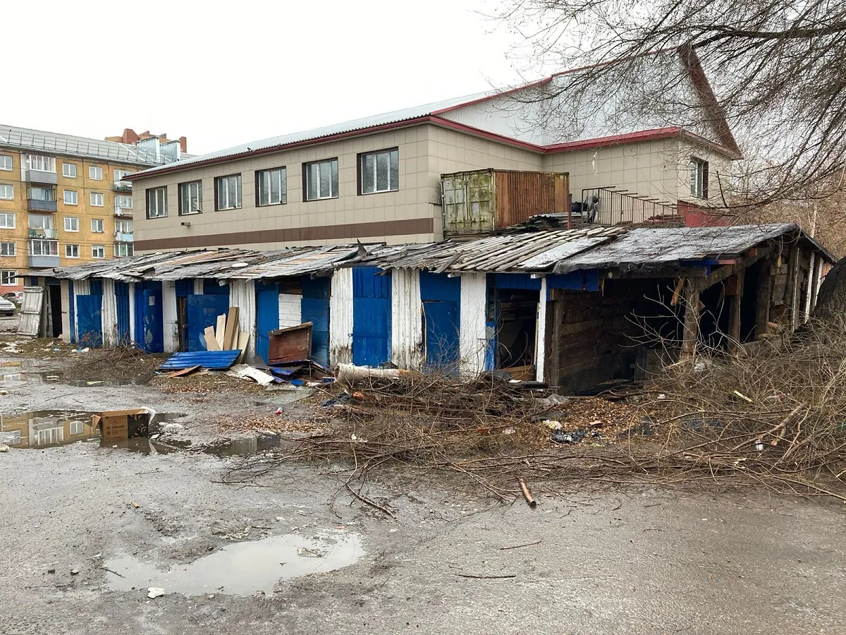 На правобережье Красноярска сносят незаконные постройки