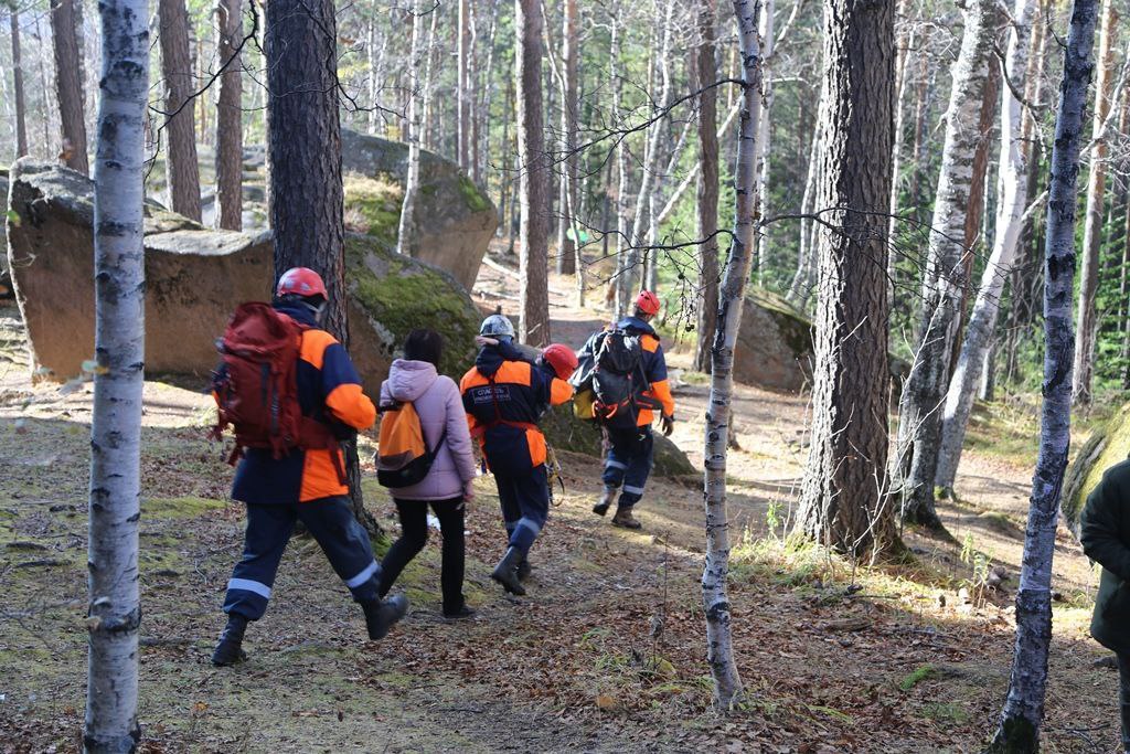 4 ноября в Красноярске на Столбах искали четверых детей
