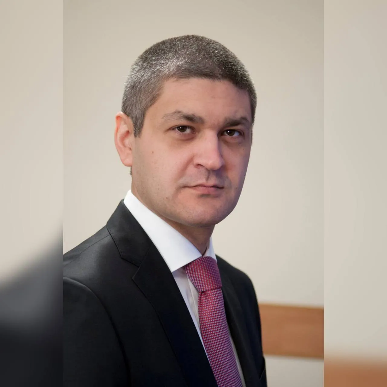 Глава Ленинского района Дмитрий Гурьев 4 апреля проведет прямой эфир