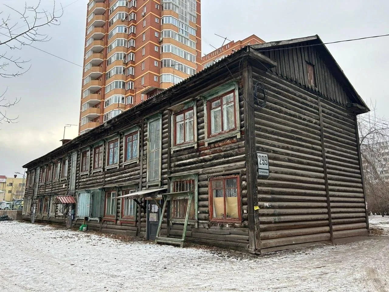 В Красноярске снесут 90-летний барак на Семафорной