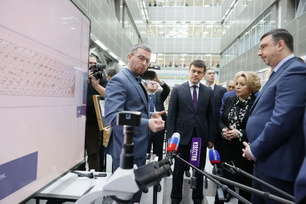 Валентина Матвиенко посетила Сибирский федеральный университет