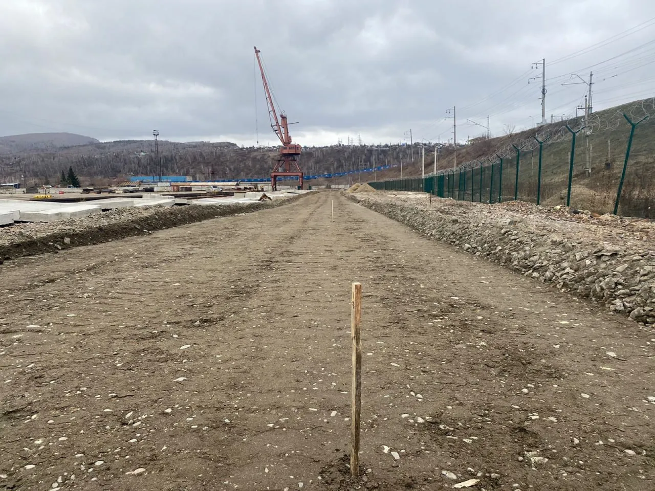 В Красноярске продолжается строительство развязки на Пашенном