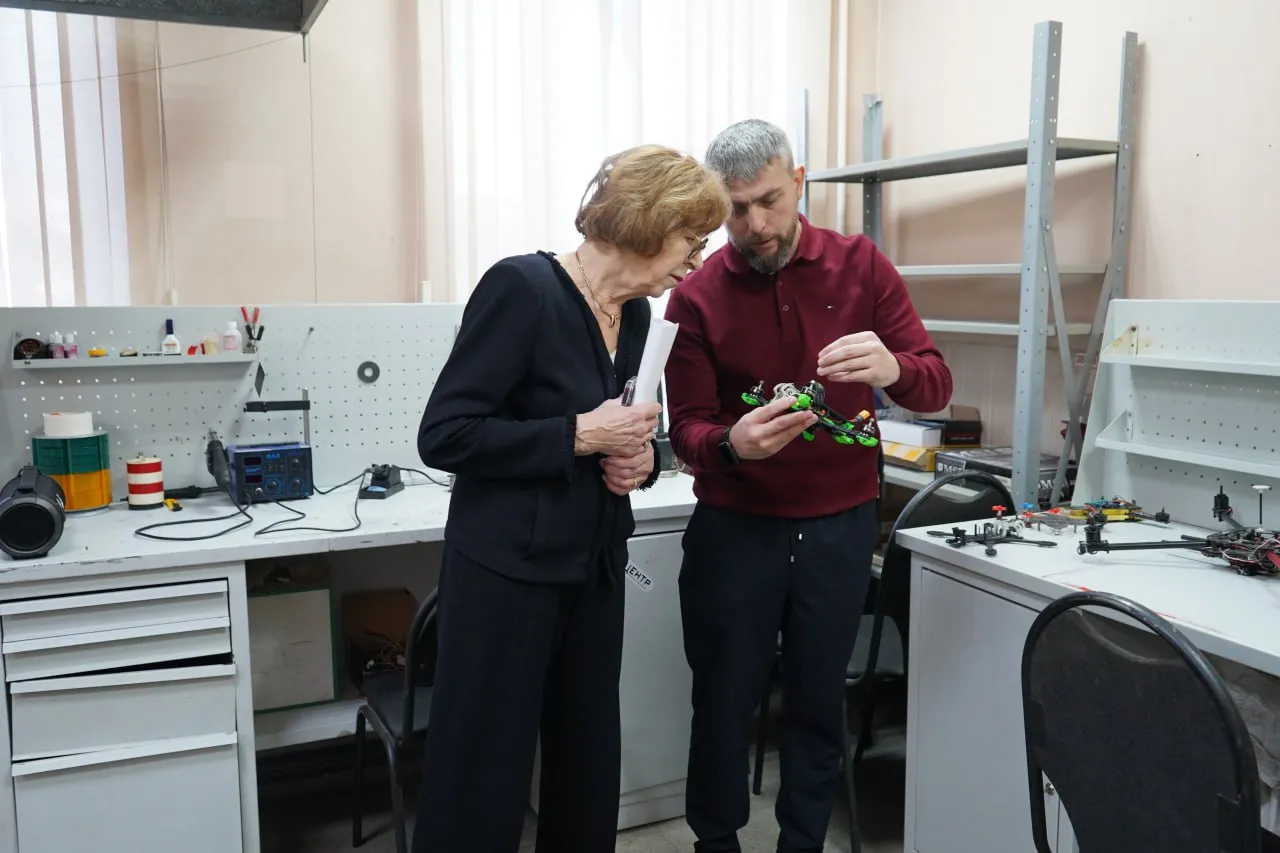 Красноярскую молодёжь научат конструировать, программировать и пилотировать квадрокоптеры