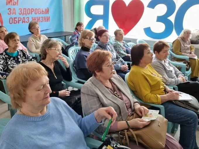Пенсионерам Красноярска помогут обрести «Сибирское долголетие»