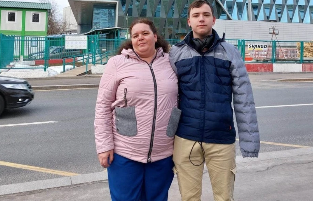 Лишившемуся рук 17-летнему парню из Красноярска в октябре установят новые протезы