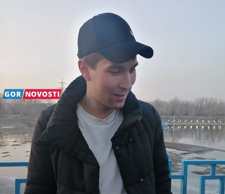 23-летний красноярец спас девочку на льдине на Ярыгинской набережной