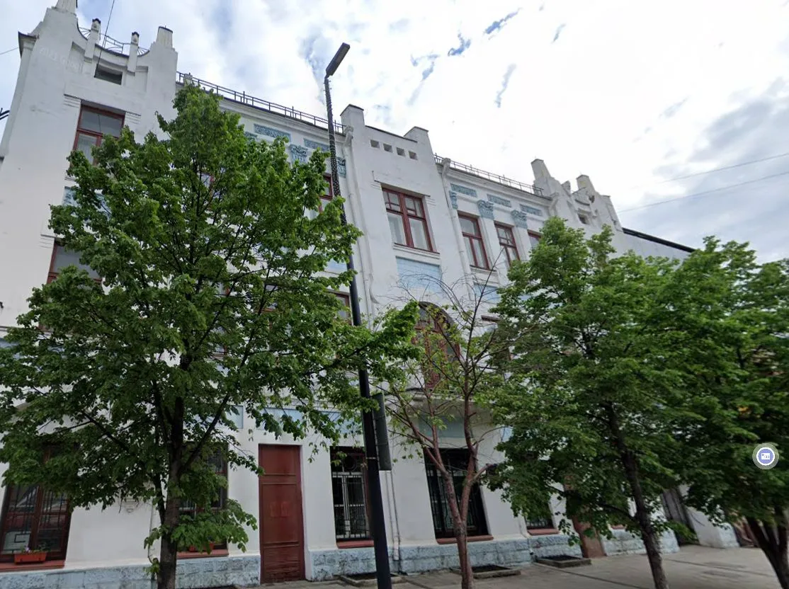 В Красноярске приведут в порядок фасад Дома Токарева на проспекте Мира