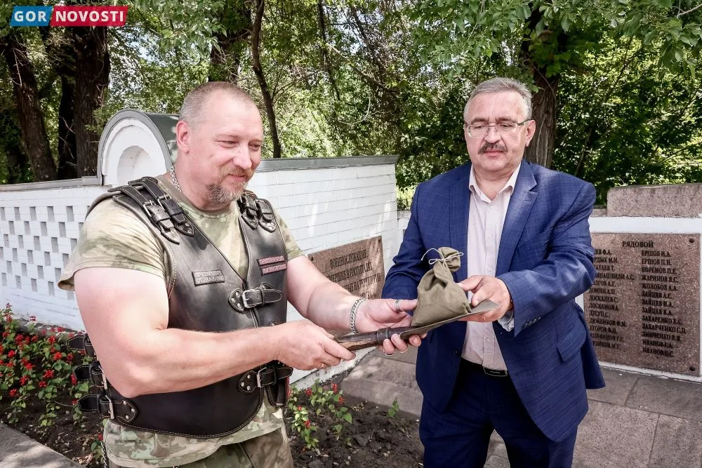 автобус победы
Дмитрий Шабалин