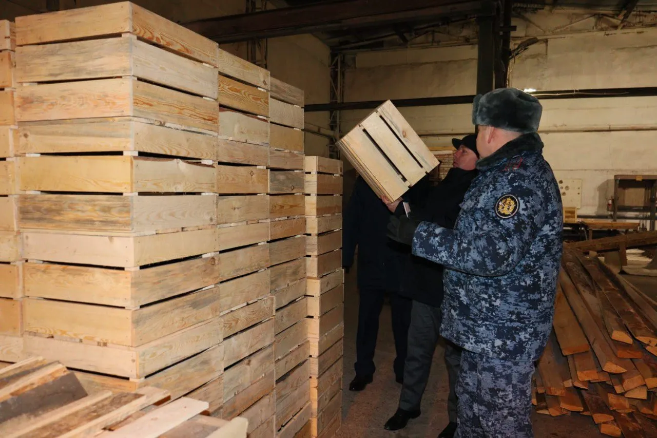 Министр природных ресурсов и лесного комплекса Красноярского края Алексей Панов посетил ИК-27