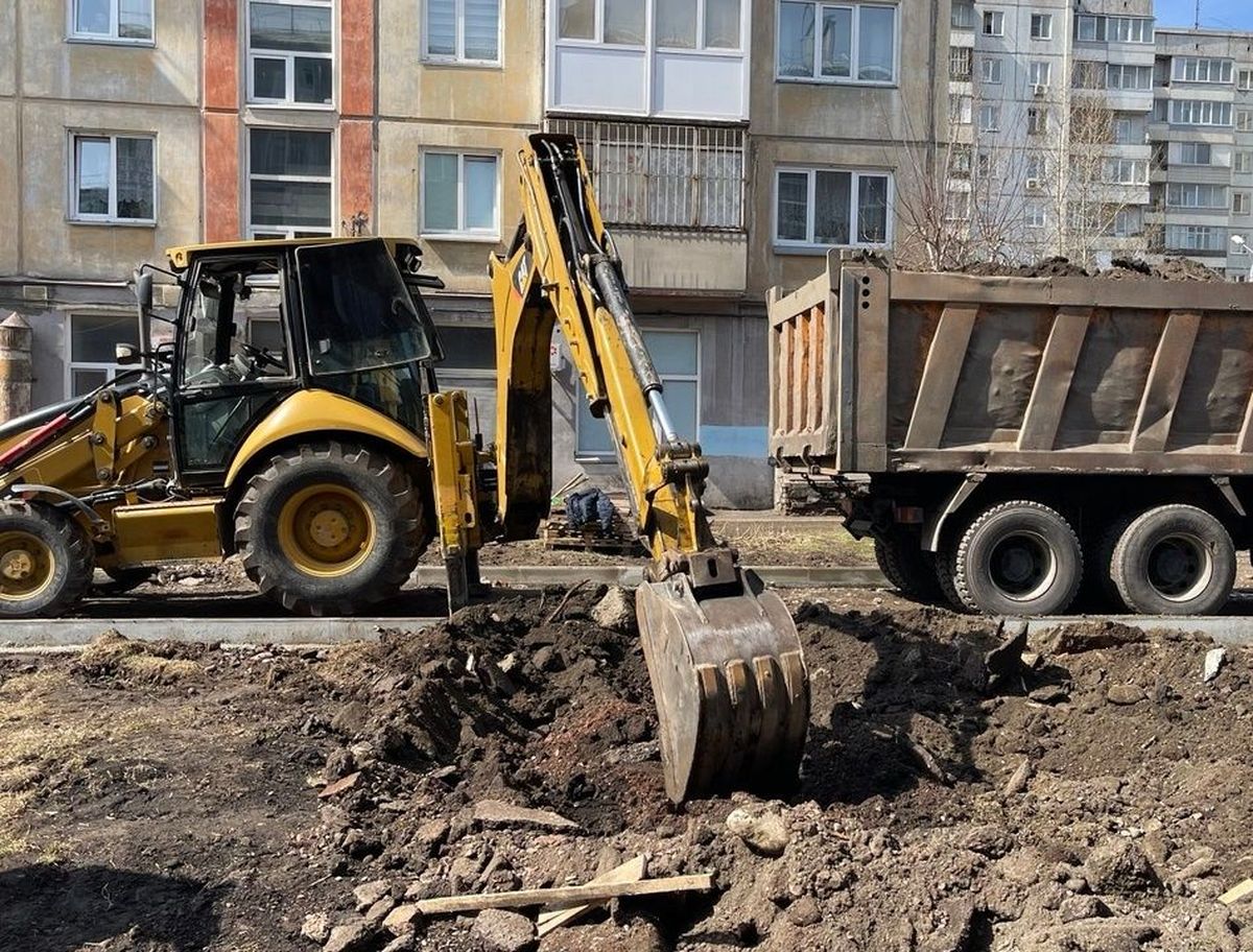В Кировском районе приступили к благоустройству дворов