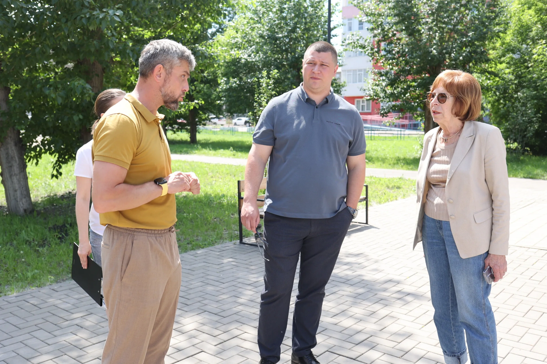 Красноярские депутаты проверили, как идёт ремонт молодёжного центра «ПроТехно»