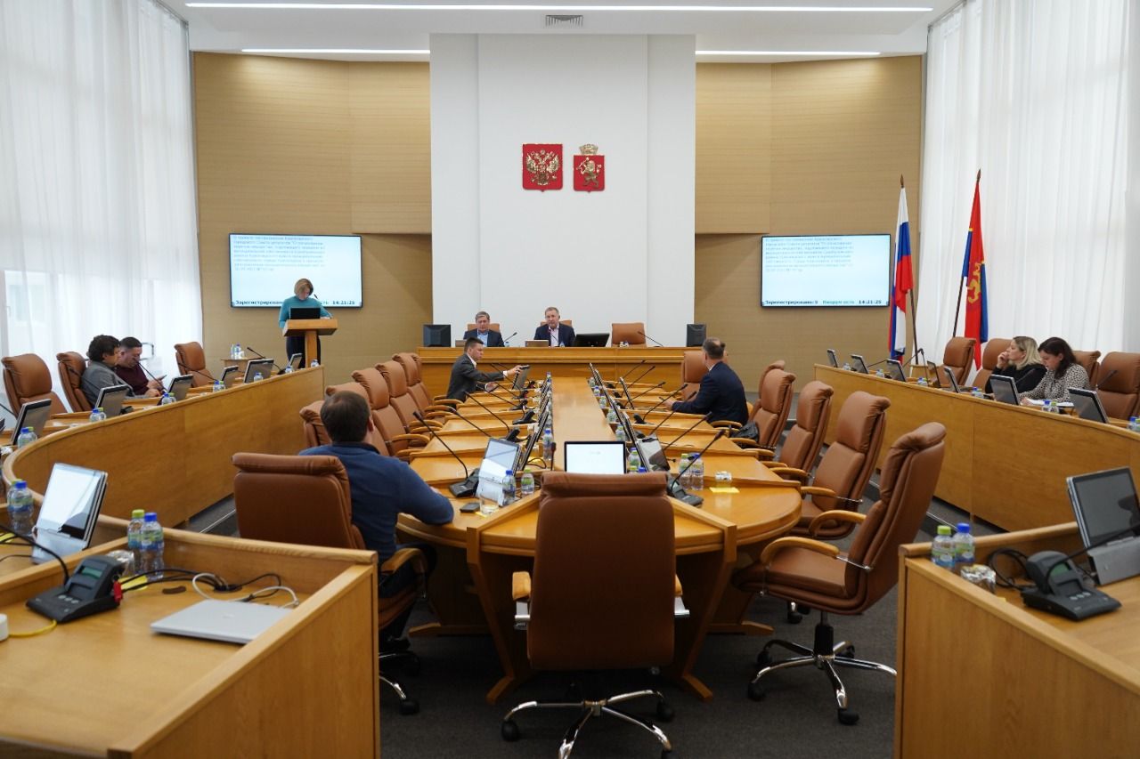 Красноярские депутаты обсудили перспективы передачи краевому центру детского лагеря «Таёжный»