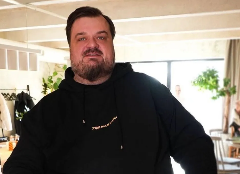 Всегда живой. Наш спортивный обозреватель вспоминает культового комментатора Василия Уткина