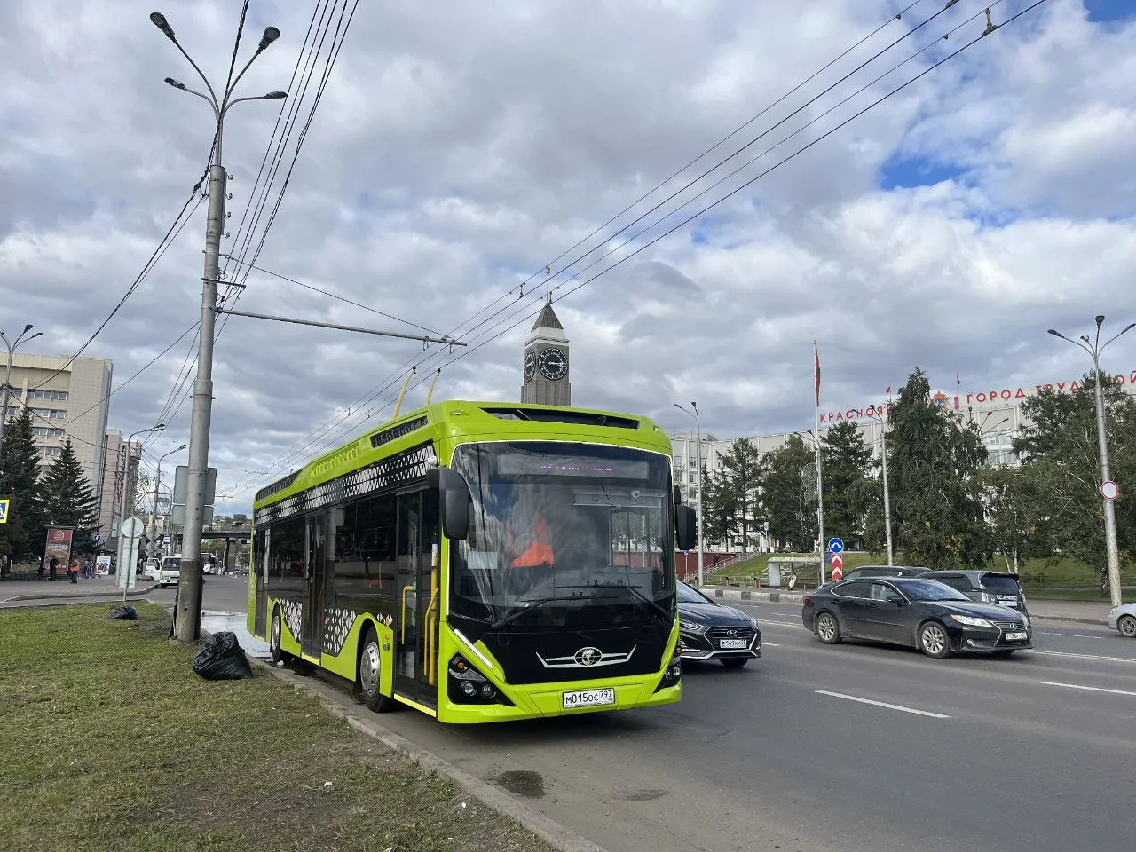 В Красноярске на линию вышел первый электробус «Генерал»