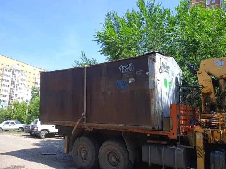 В Кировском районе Красноярска убрали 24 незаконных гаража и овощехранилища