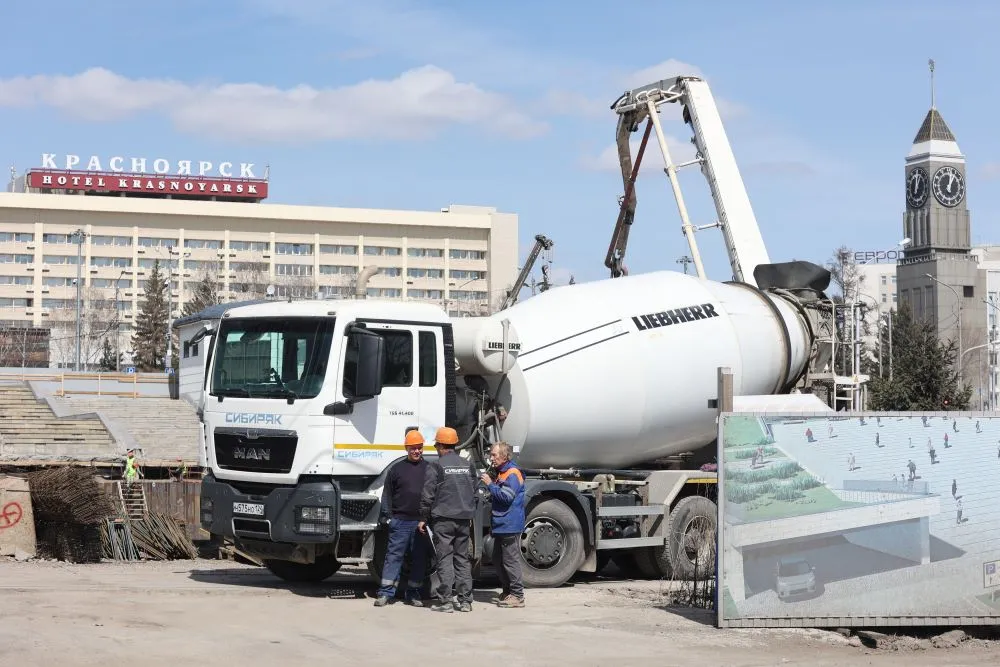 В Красноярске с 10 мая закроют полосу для движения на Дубровинского