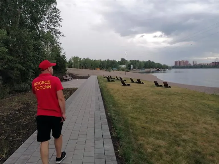 В Центральном районе Красноярска составили 7 протоколов за купание в неположенных местах