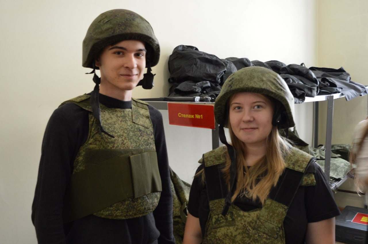 В Октябрьском районе Красноярска прошел день призывника