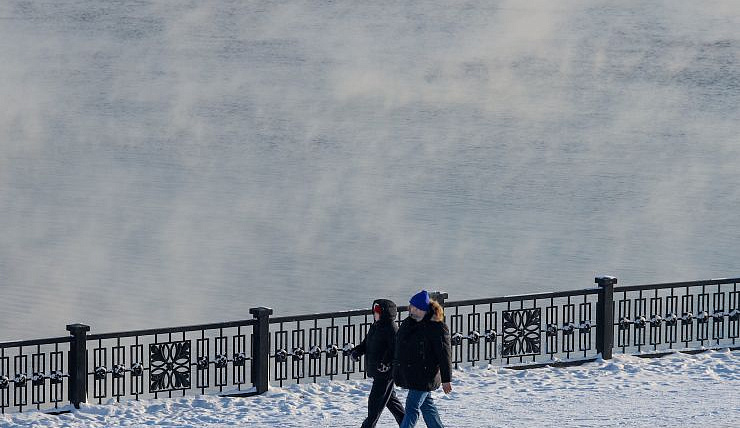 В Красноярске 11 декабря прогнозируют сильный ветер и мороз