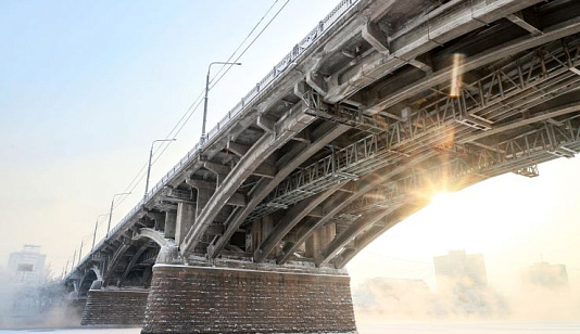 Сильный ветер и мороз задержатся в Красноярском крае еще на сутки