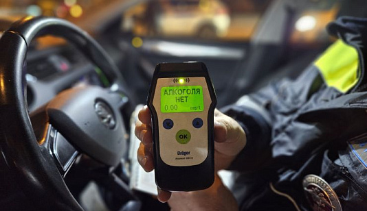 Красноярцам напомнили об опасности похмелья за рулём