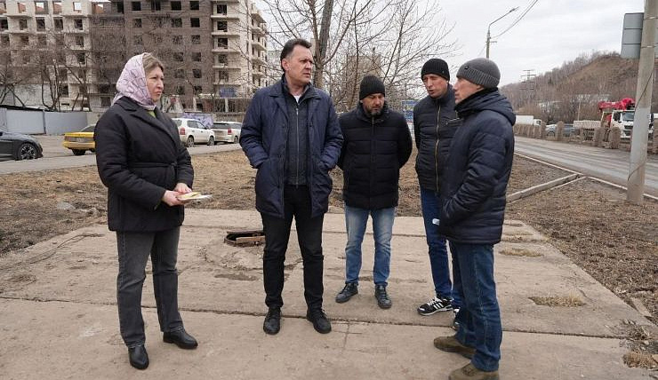Глава Красноярска проверил несколько территорий Свердловского района