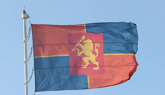 Сильный ветер не уйдет из Красноярска и 24 ноября