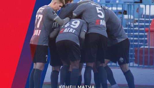 Футбольный «Енисей» сенсационно переиграл «Урал» на выезде