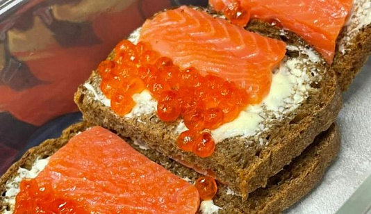 В Красноярском крае выявили 15 партий некачественной икры