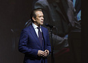 «Работать с Табаковым — как восходить на Эверест»: Владимир Машков рассказал о Сибирском театральном форуме и своей роли в постановке «Матросская Тишина»